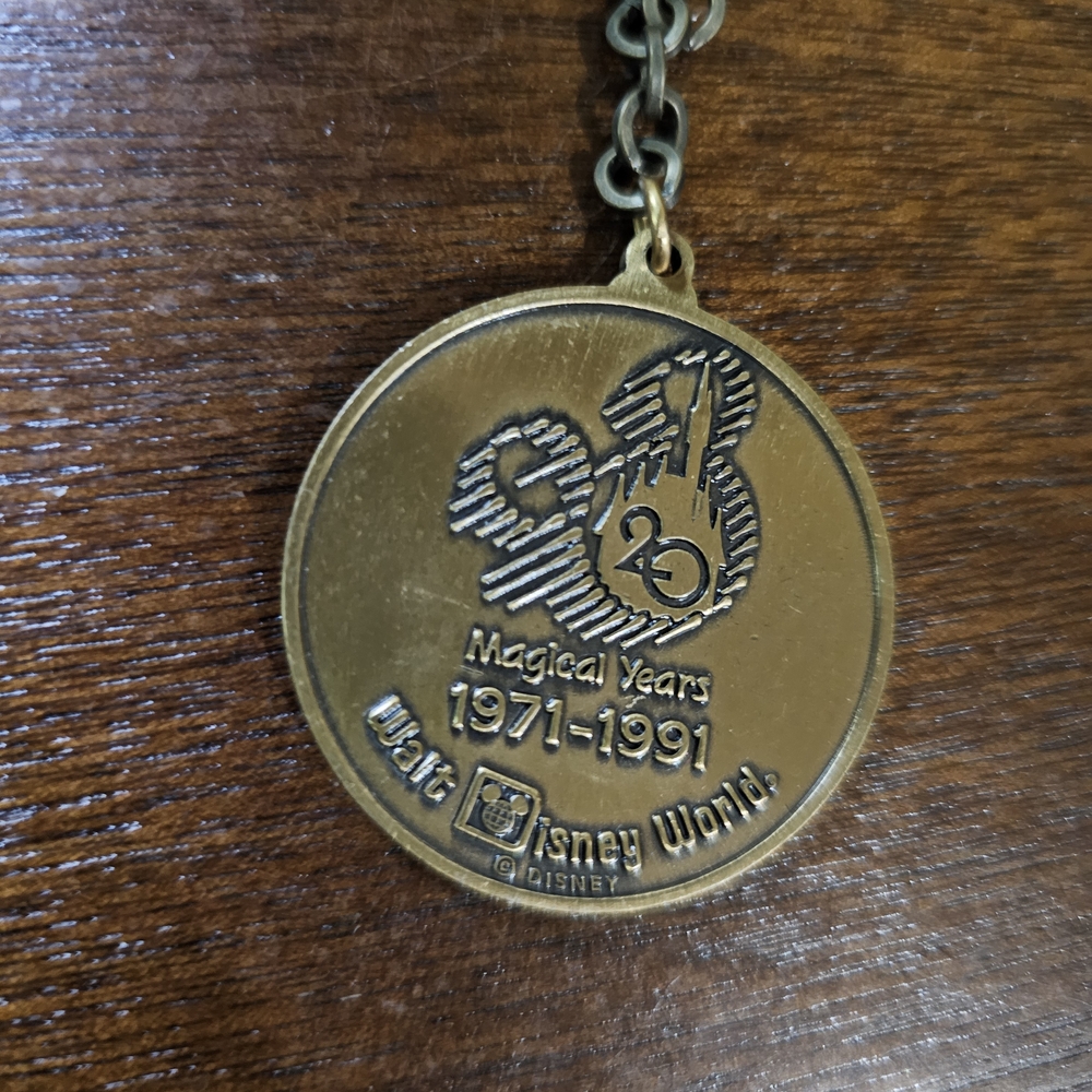 4/$10 Disney 10 Magical Years Keychain 1971-1991 Walt World Castle Mickey Mouse